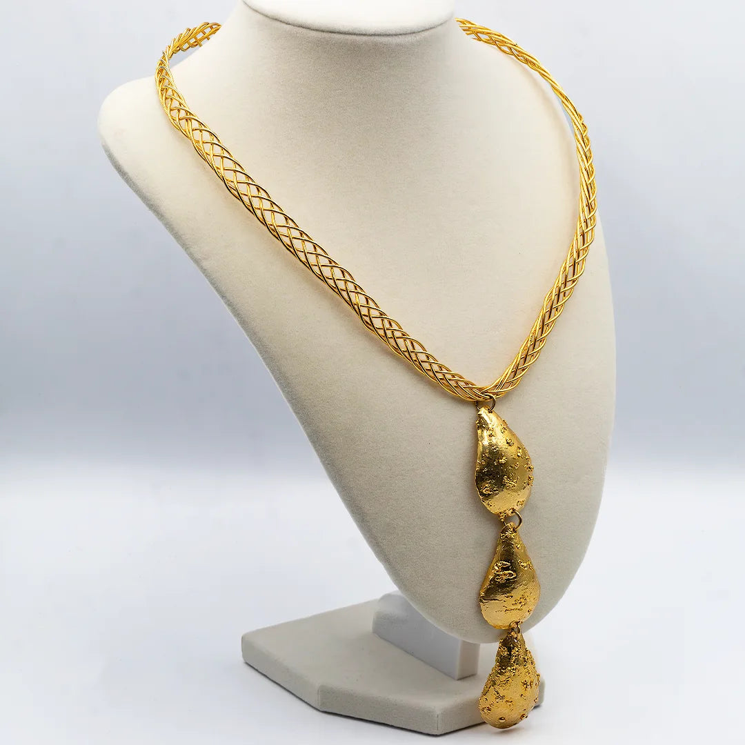 CHOCKER TOGETHER